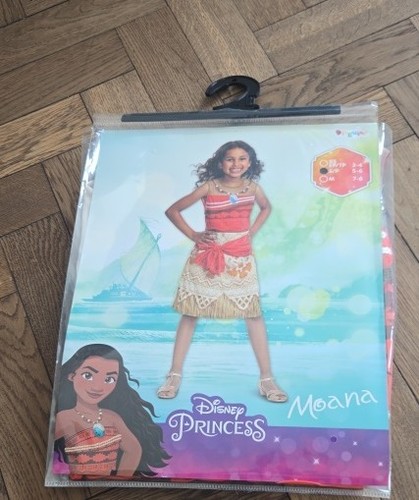 New disney princess moana - disney,
