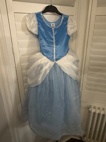 Disney store girls - store,